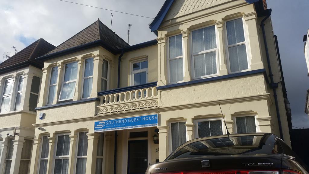 Southend Guest House - Close To Beach, Train Station & Southend Airport ภายนอก รูปภาพ