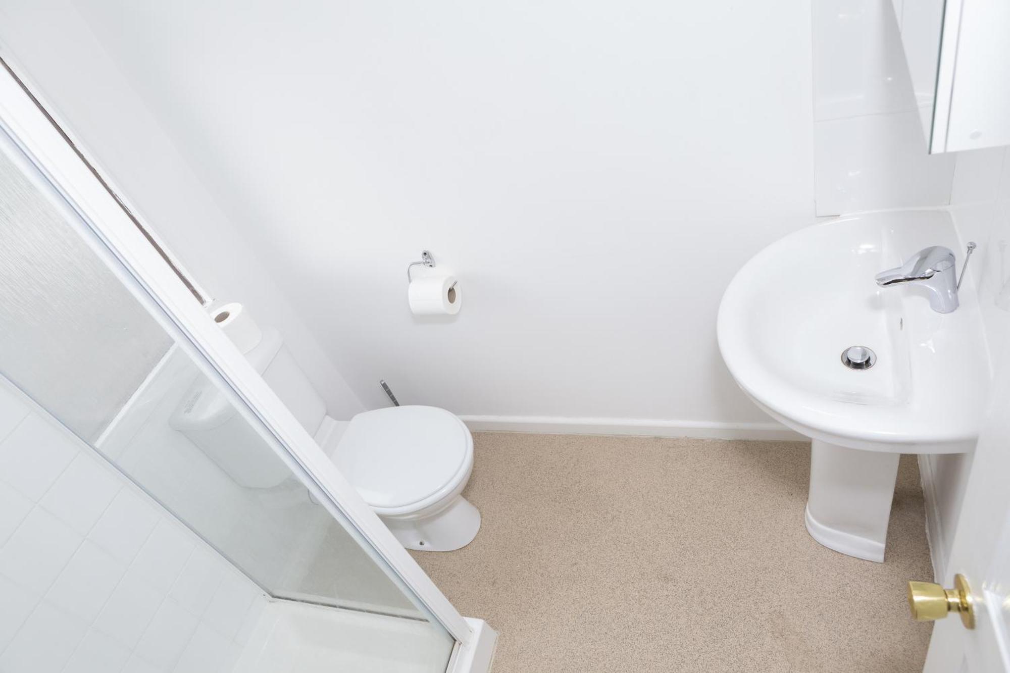 Southend Guest House - Close To Beach, Train Station & Southend Airport ห้อง รูปภาพ